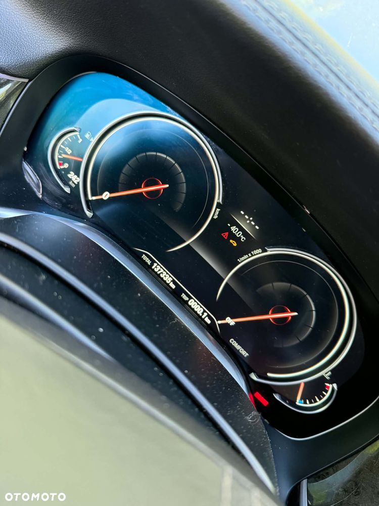 BMW Seria 7 740Li xDrive - 24