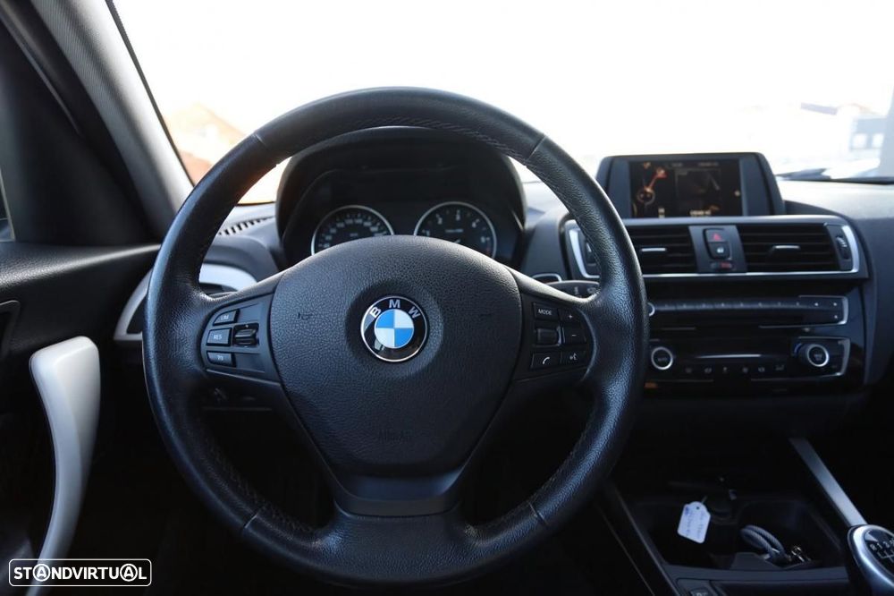 BMW 116 d EDynamics Advantage - 11