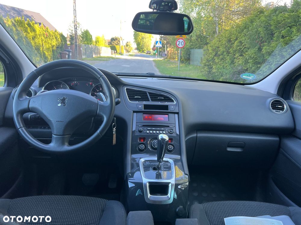 Peugeot 5008 1.6 HDi Premium - 14