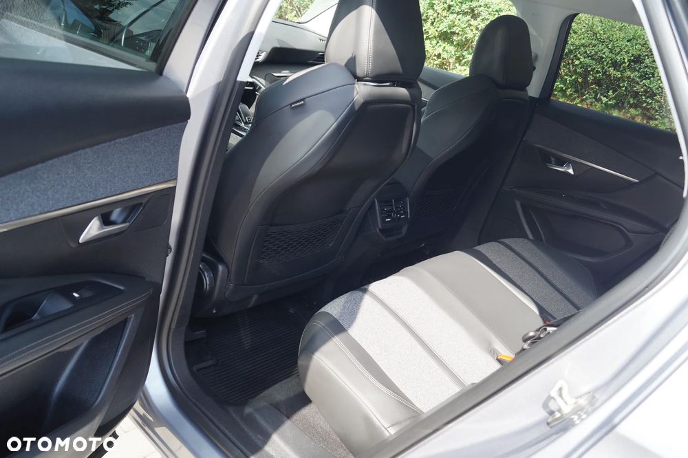 Peugeot 3008 - 13