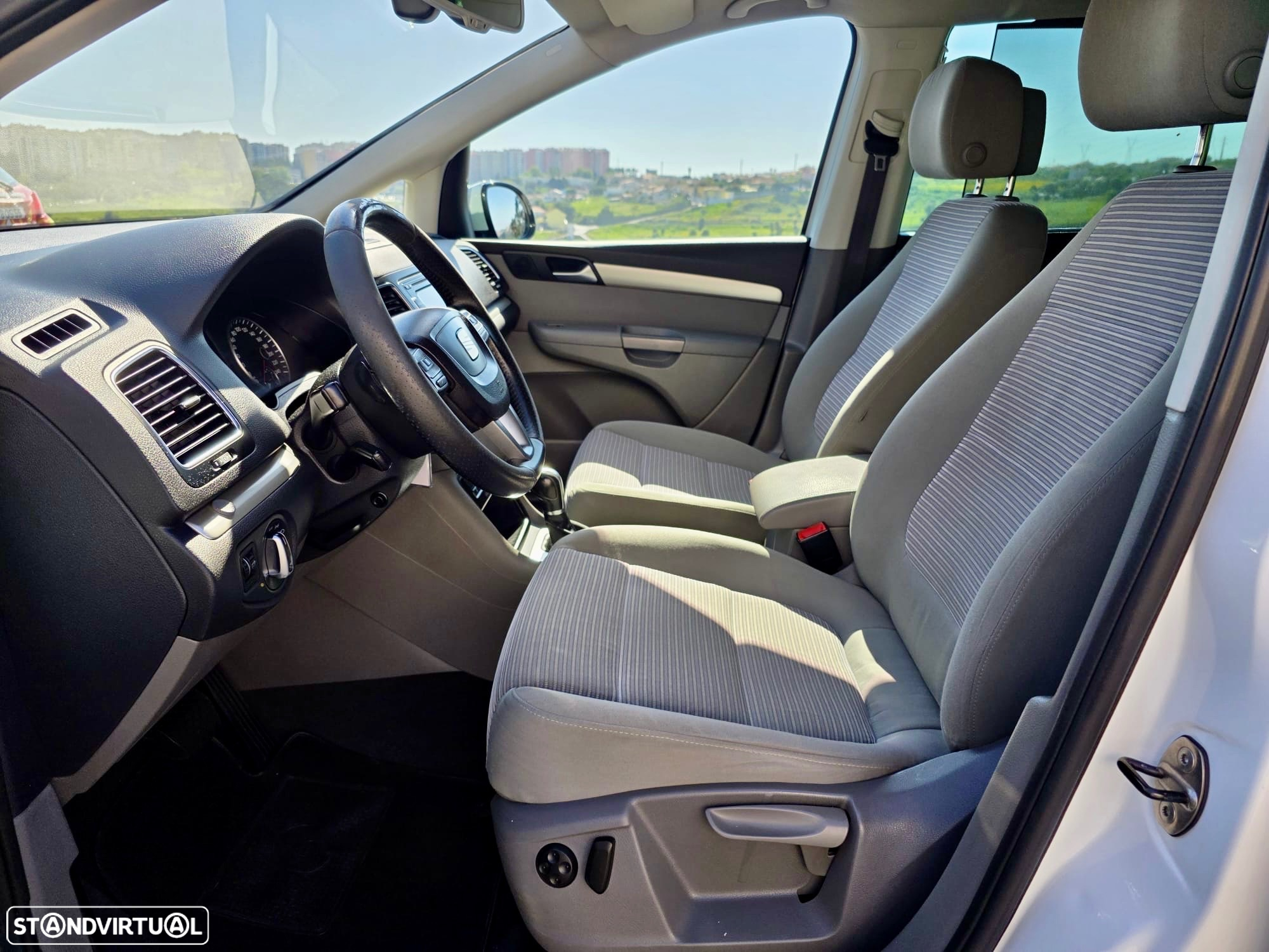 SEAT Alhambra 2.0 TDI (Ecomotive) Start & Stop DSG Style Salsa - 9
