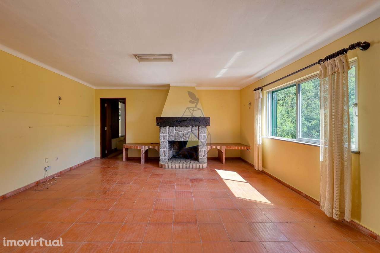 Moradia T4 + 1  com bastante potencial situada em Monchique - Grande imagem: 4/60