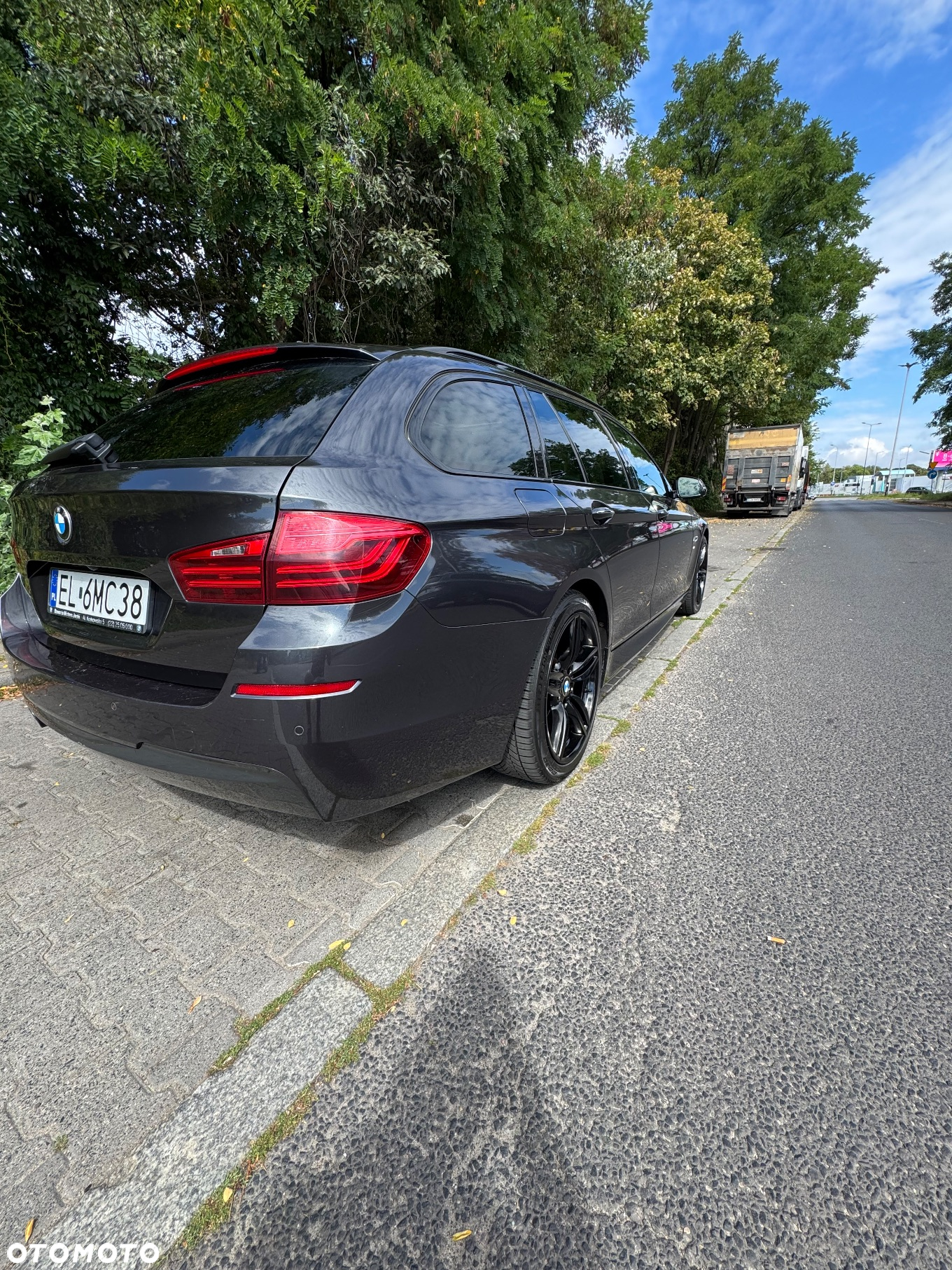 BMW Seria 5 525d xDrive - 8