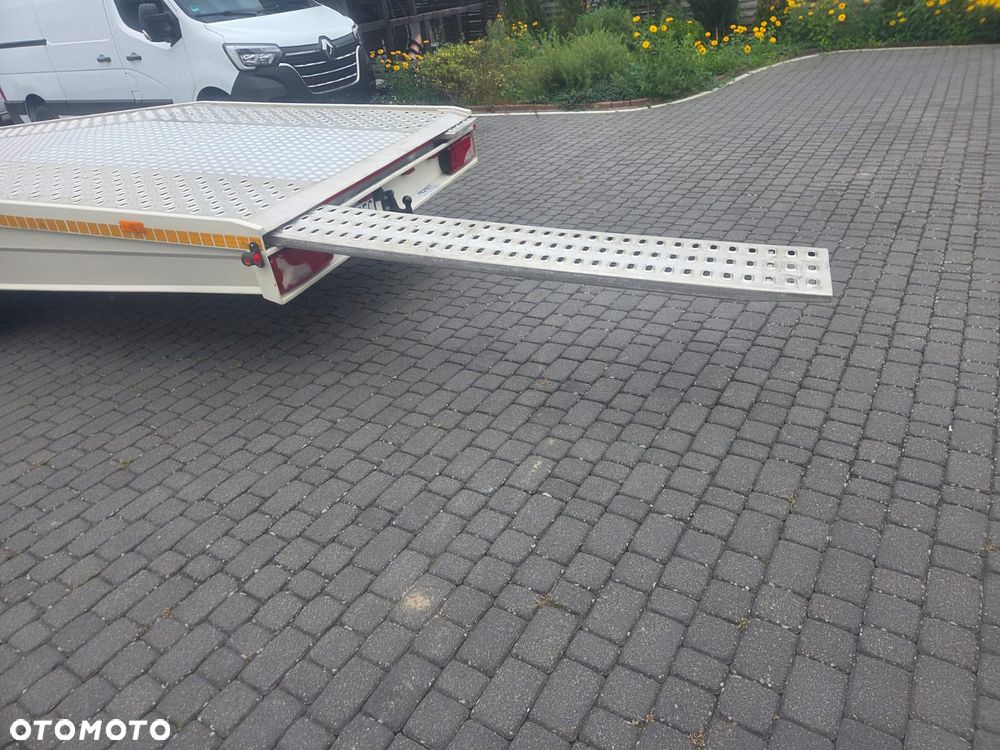 Mercedes-Benz SPRINTER - 25