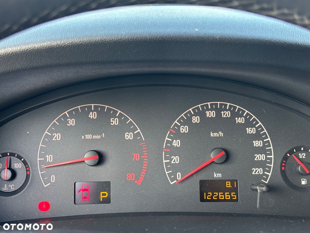 Opel Vectra - 12