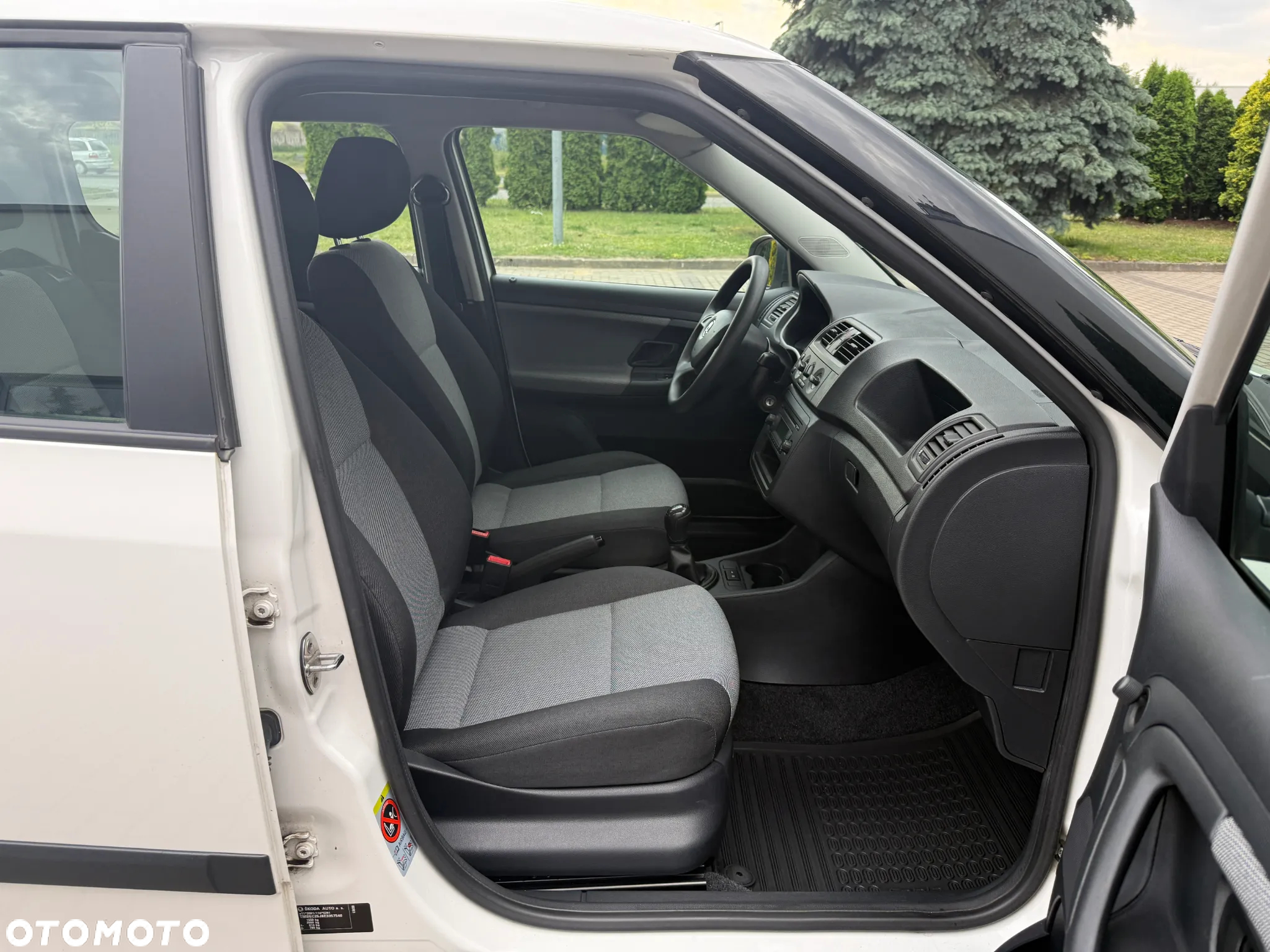 Skoda Fabia 1.4 16V Ambition Plus - 5
