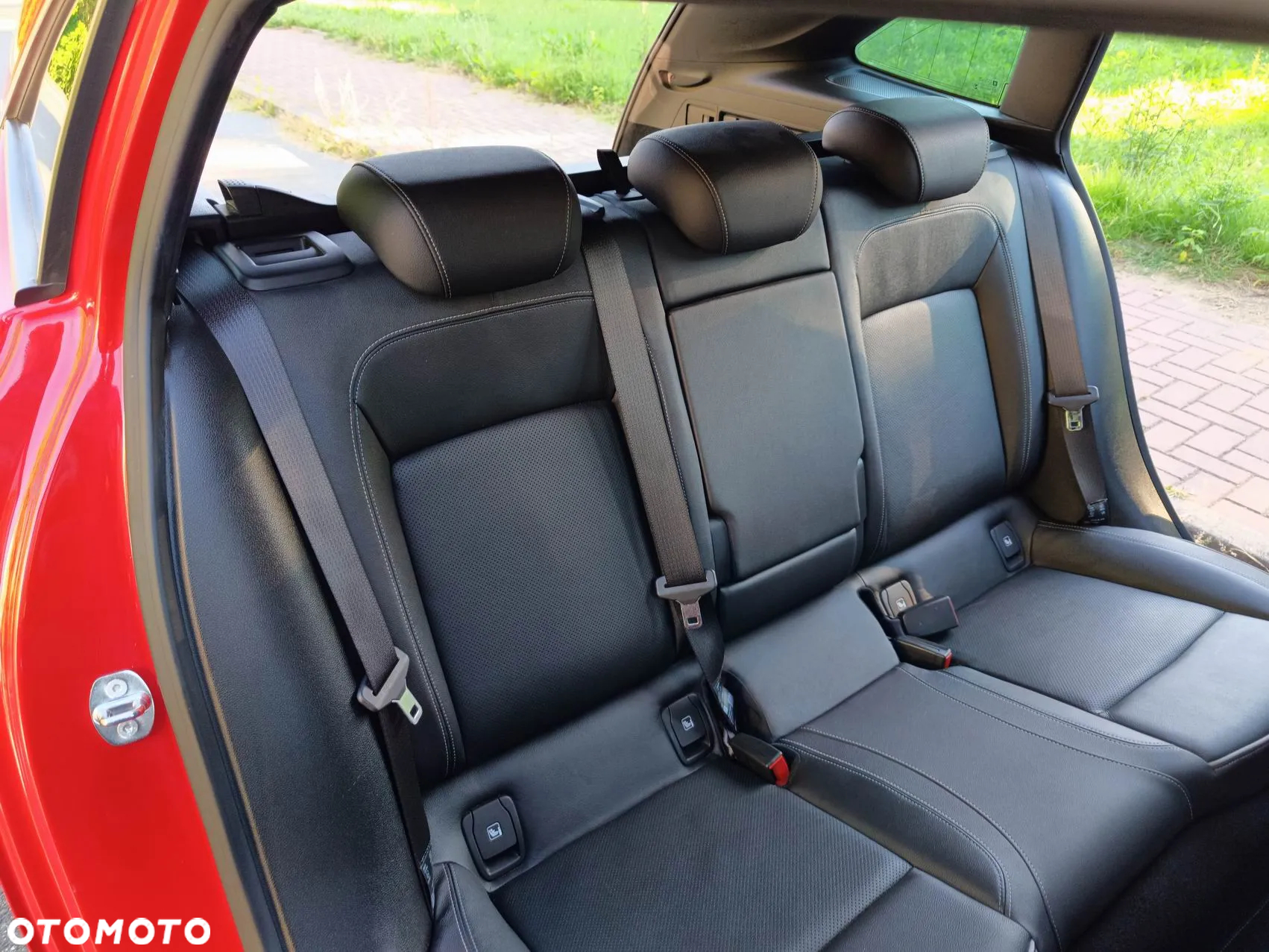Opel Astra IV 1.6 CDTI Cosmo - 18