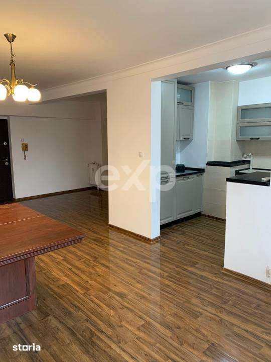Apartament cu 2 camere de vanzare in zona Piata Unirii — fotografia 1