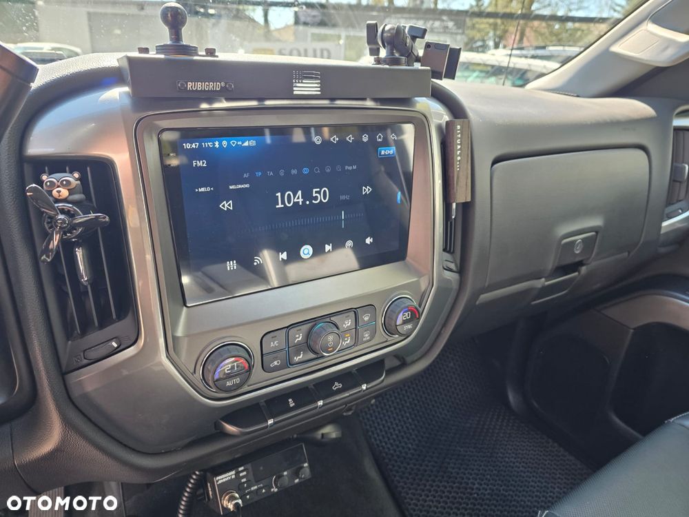 Chevrolet Silverado - 13