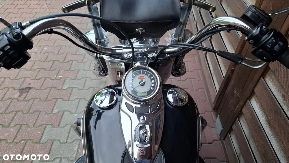Harley-Davidson Softail Heritage Classic - 21