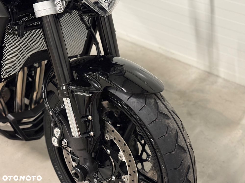 Yamaha FZ - 9