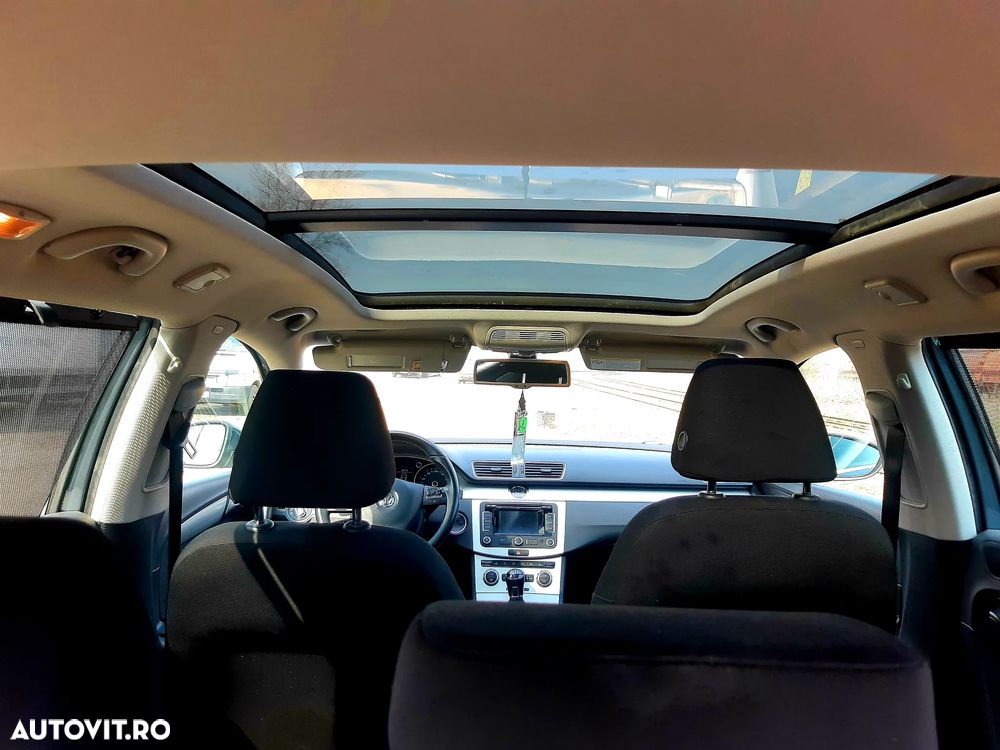 Volkswagen Passat - 4