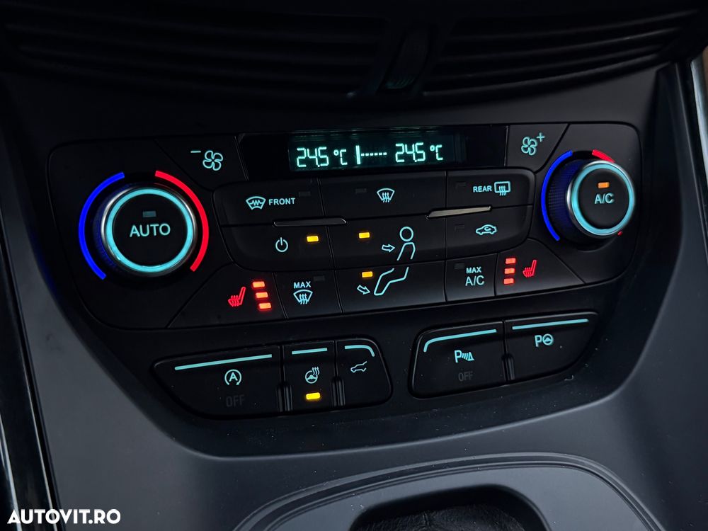 Ford Kuga 2.0 TDCi 4x4 Aut. ST-Line - 14