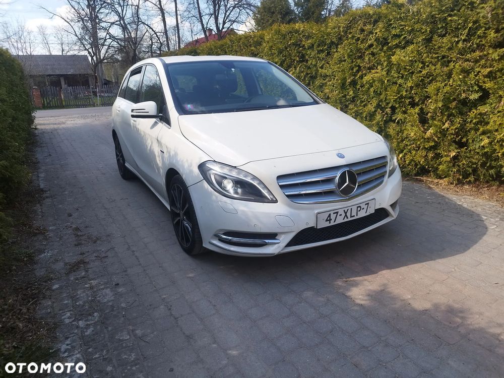 Mercedes-Benz Klasa B 180 CDI (BlueEFFICIENCY) - 6
