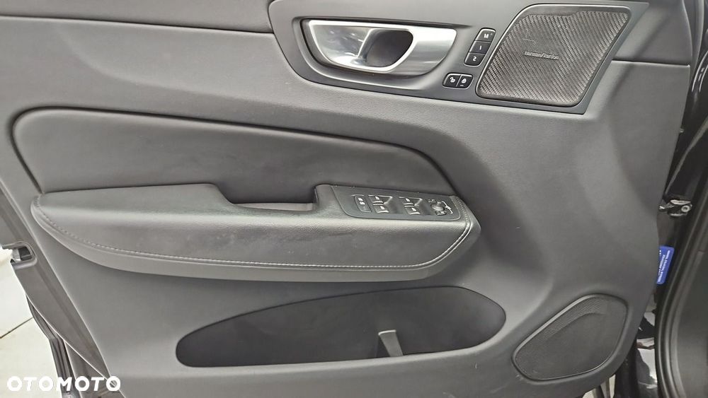 Volvo XC 60 T6 Plug-In Hybrid AWD Plus Bright - 10