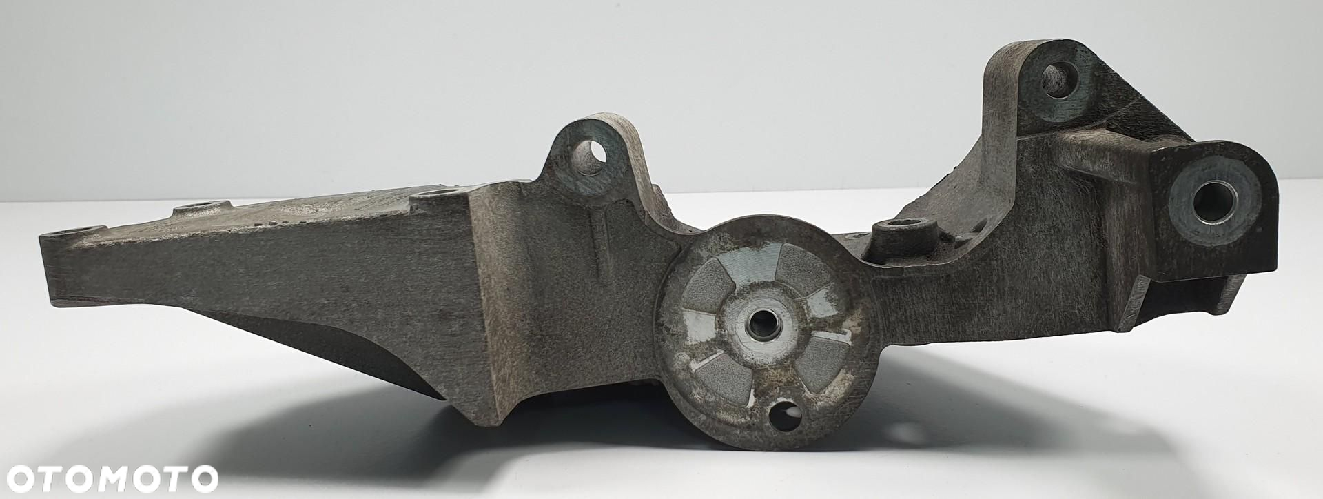 ŁAPA PODSTAWA ALTERNATORA FORD MONDEO MK4 2.0 TDCI 7G9Q-10K018-AA - 2