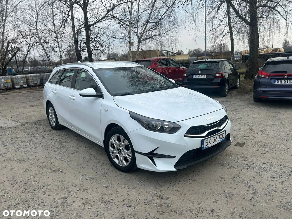 Kia Ceed 1.5 T-GDI M - 11