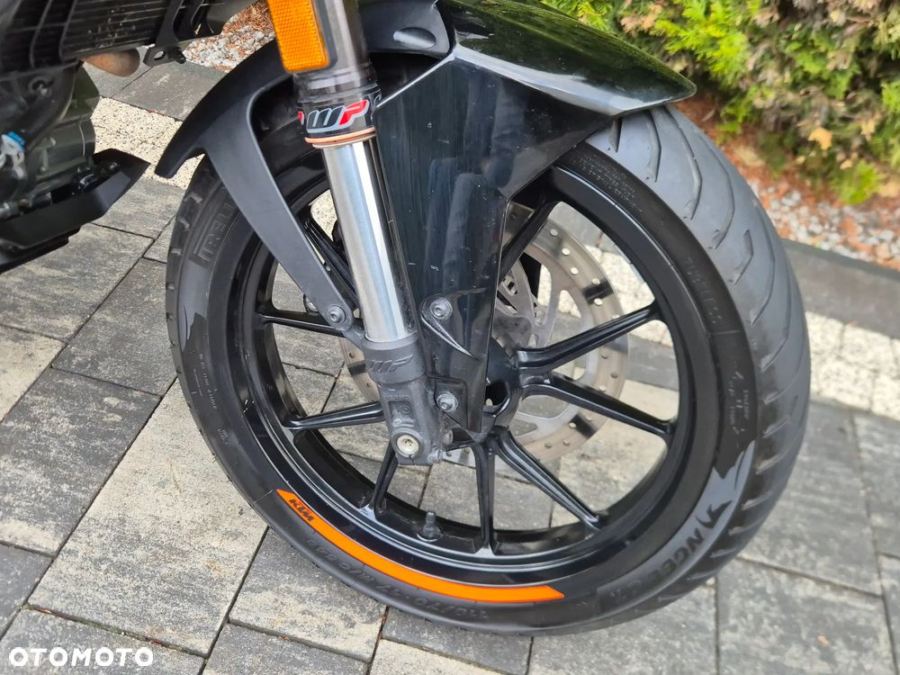 KTM Duke 125 - 12