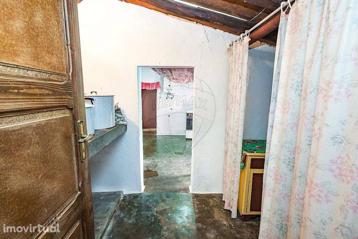 Moradia T2 para venda - Grande imagem: 3/42
