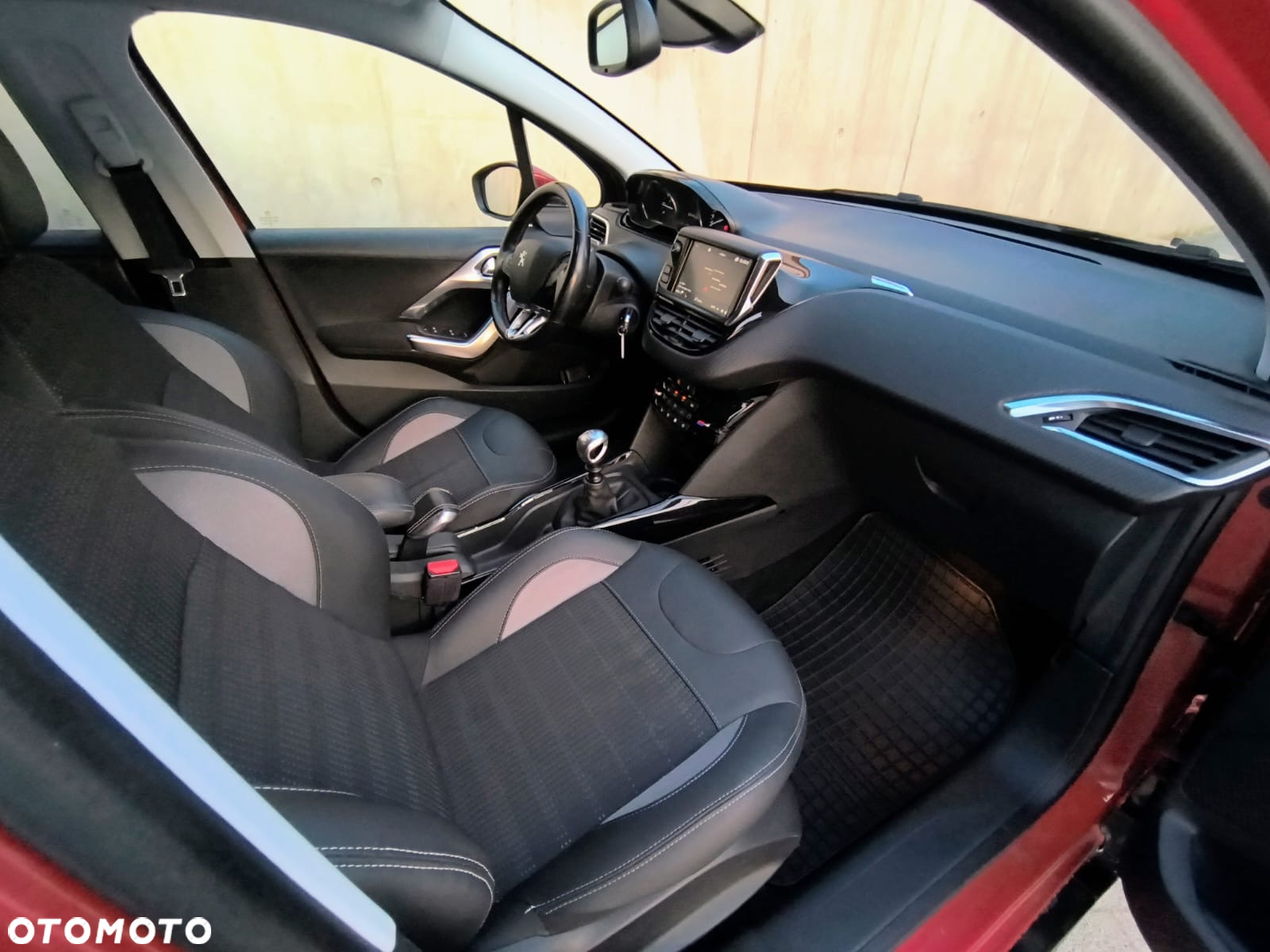 Peugeot 2008 PureTech 100 Stop&Start Active Pack - 13