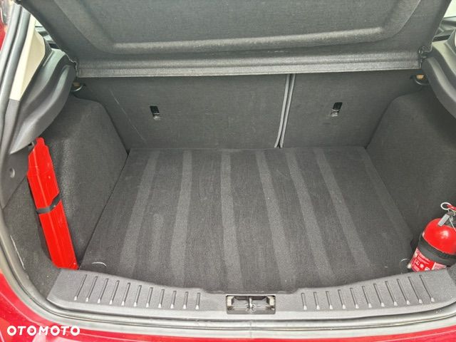 Ford Focus 1.0 EcoBoost Trend Sport - 14