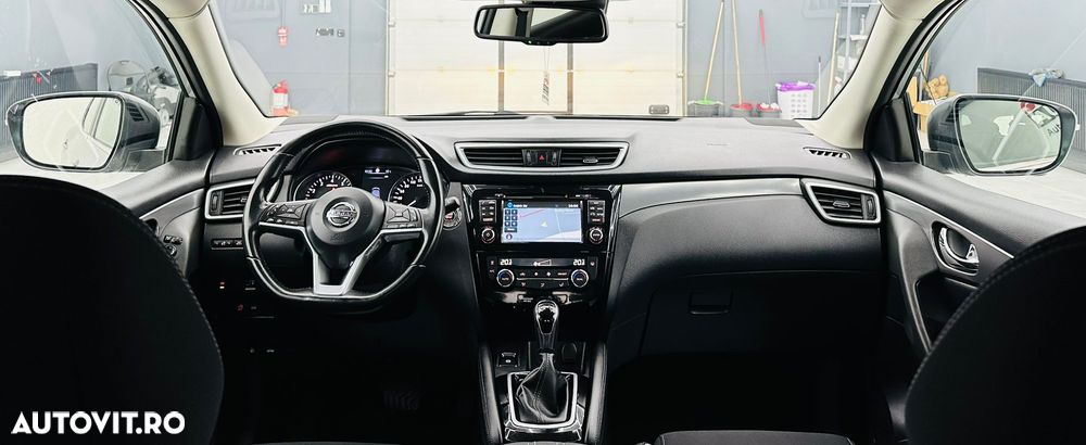 Nissan Qashqai 1.2 DIG-T Xtronic N-Vision - 6