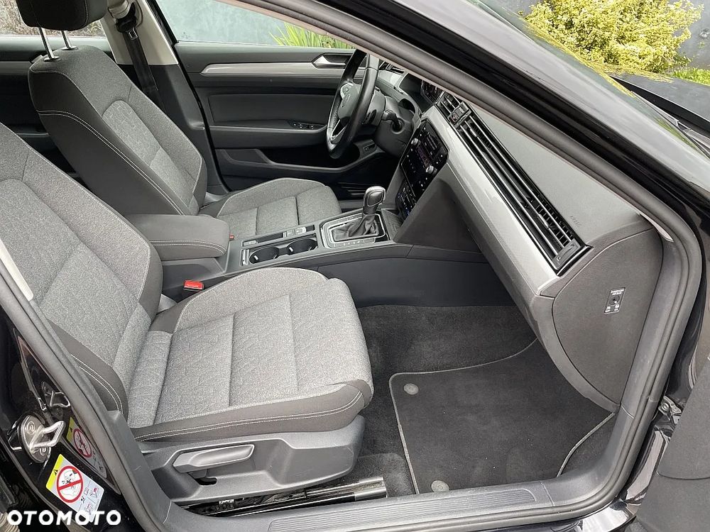 Volkswagen Passat 2.0 TDI EVO Business DSG - 39