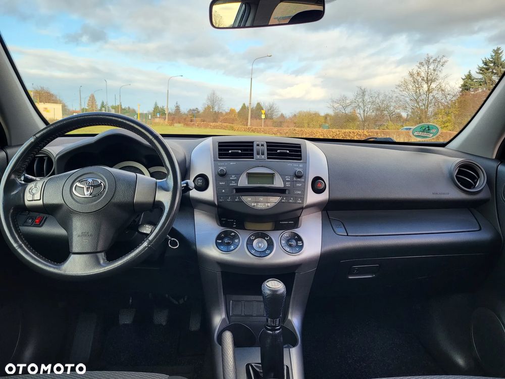 Toyota RAV4 2.0 VVT-i Sol - 14