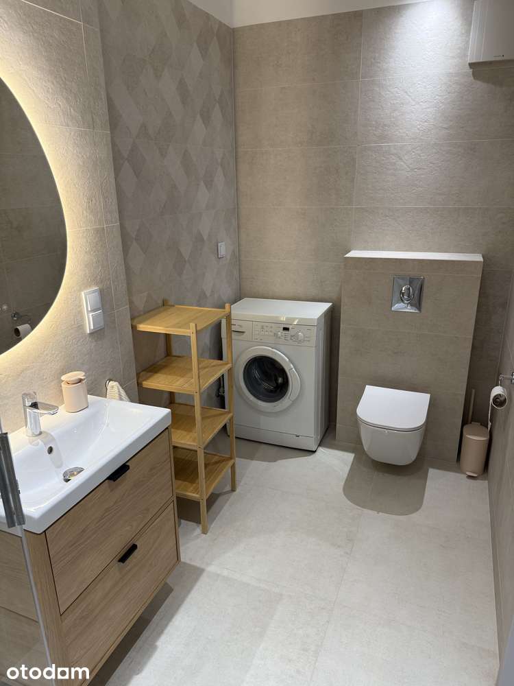 Komfortowe mieszkanie 2-pokojowe z balkonem i garażem – Wola Tower