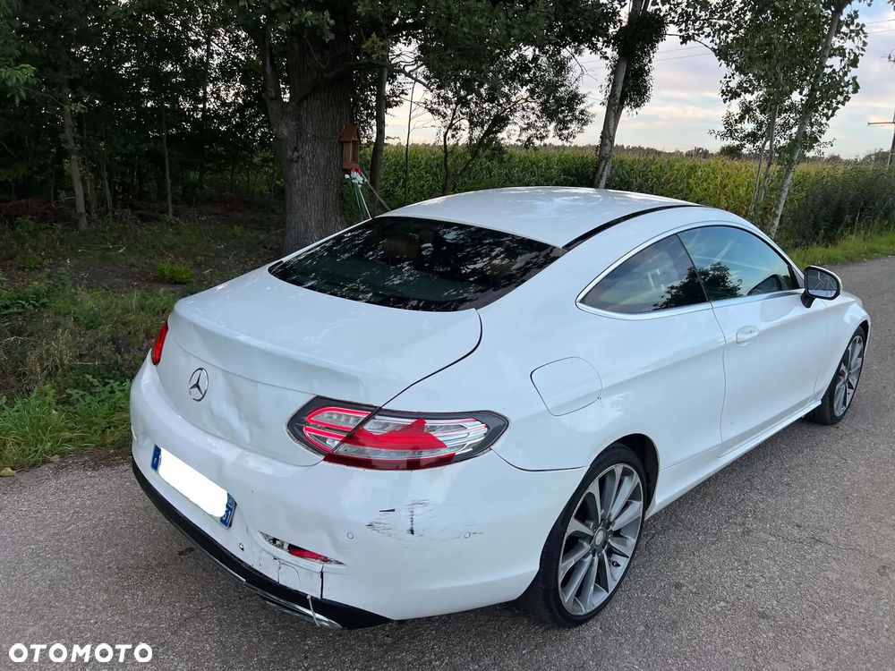 Mercedes-Benz Klasa C 180 Edition - 3