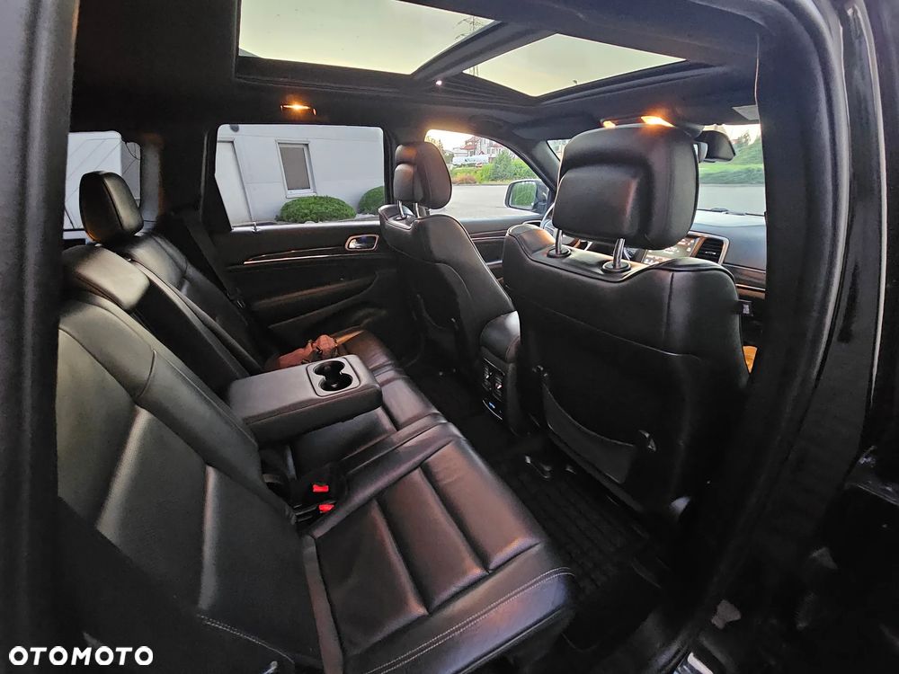 Jeep Grand Cherokee ver-3-0-crd-overland-summit-platinum - 10
