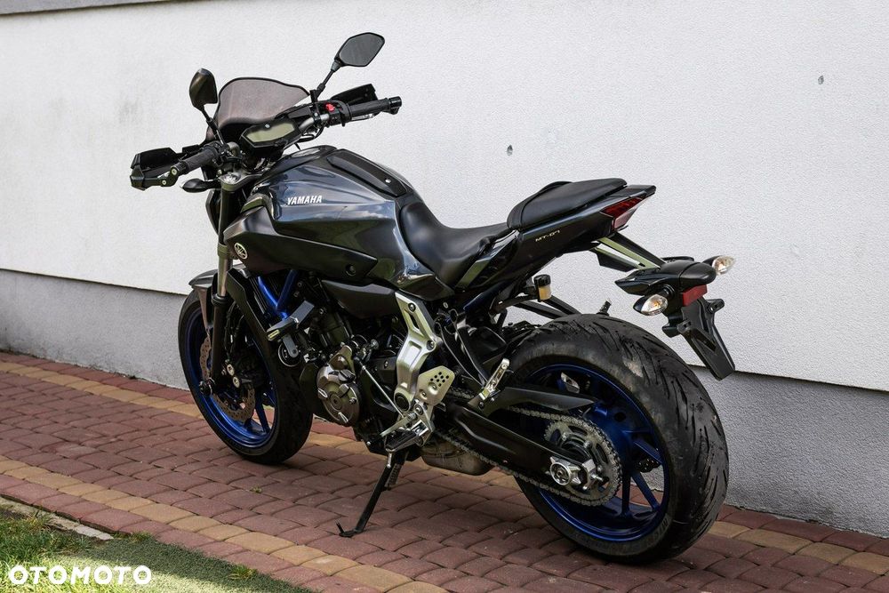 Yamaha MT - 5