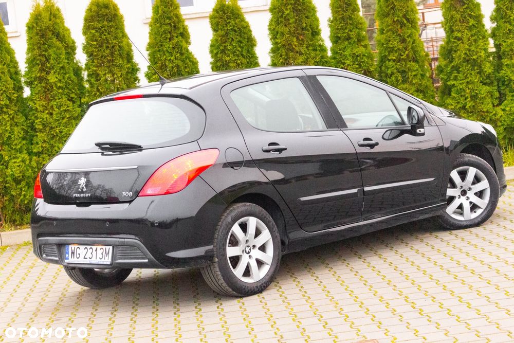 Peugeot 308 1.6 Premium - 9