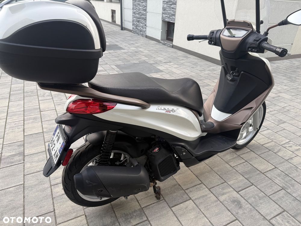 Piaggio Medley - 4