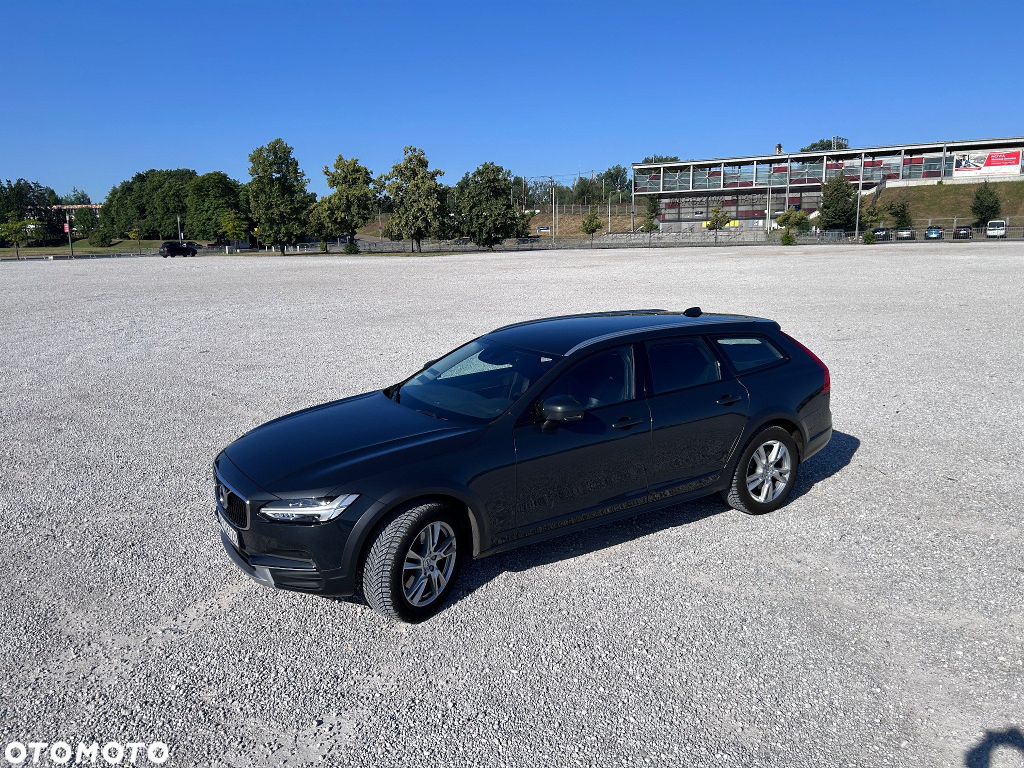 Volvo V90 D4 AWD Kinetic - 4