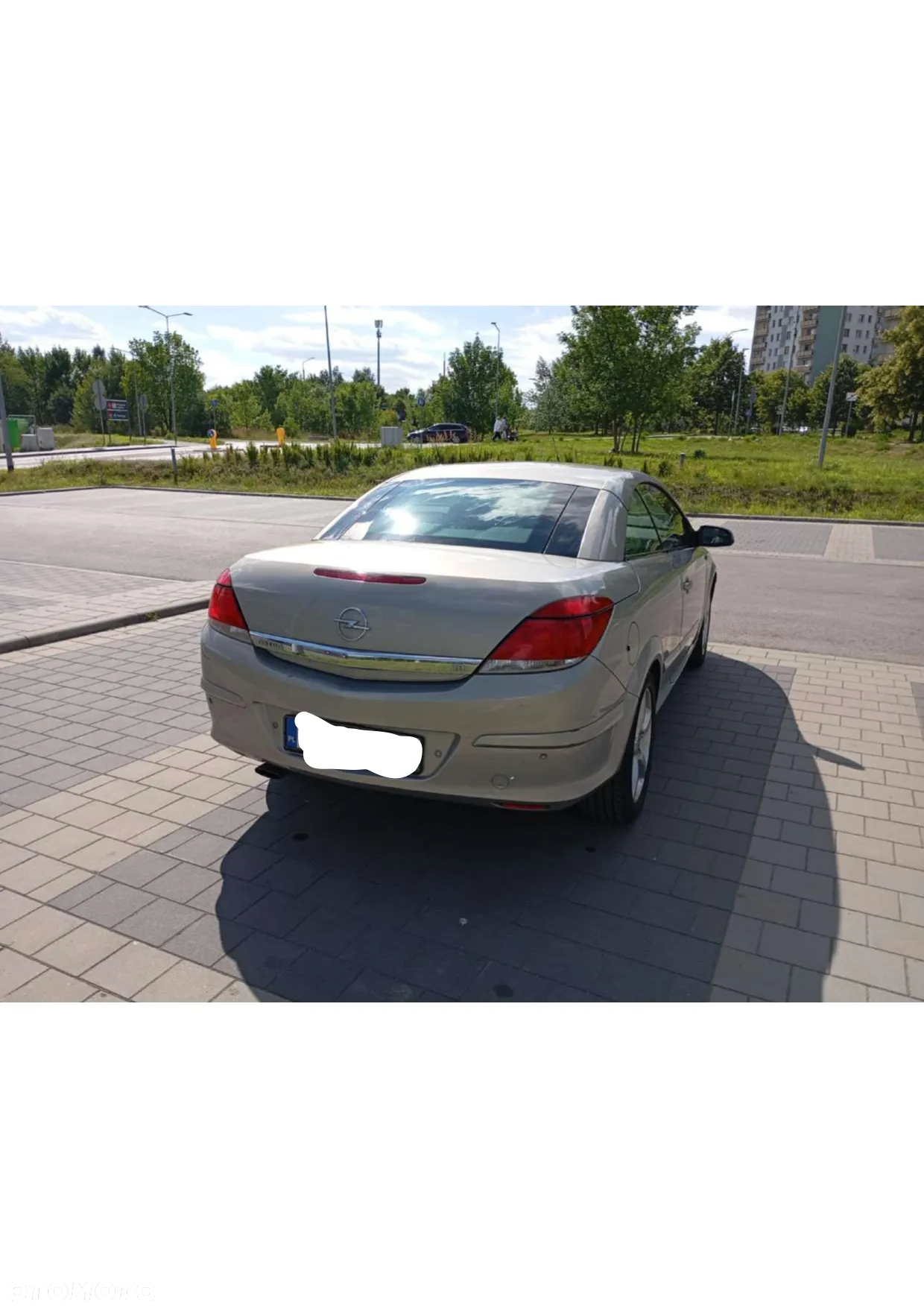 Opel Astra III GTC 1.8 Cosmo - 5