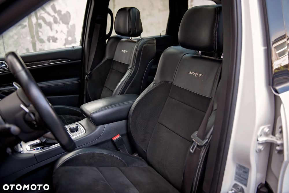Jeep Grand Cherokee 6.4 V8 SRT8 - 21