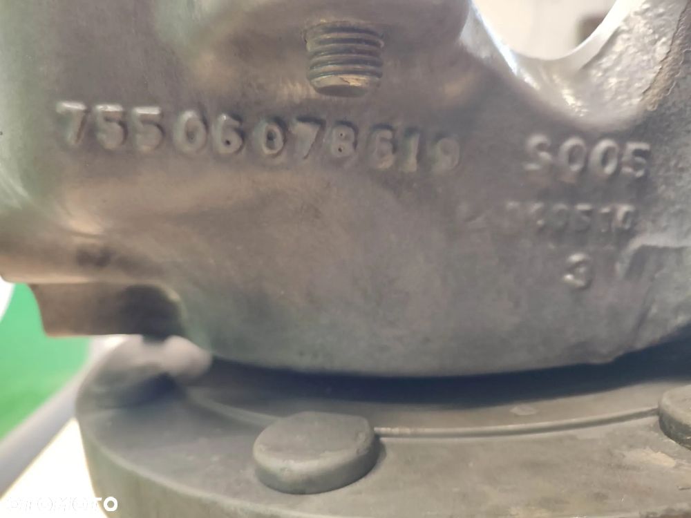 Zwolnica ze zwrotnicą Fendt 824 Vario (75506078619) - 10