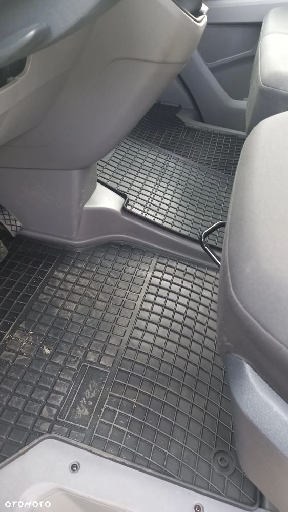 Volkswagen CRAFTER - 20
