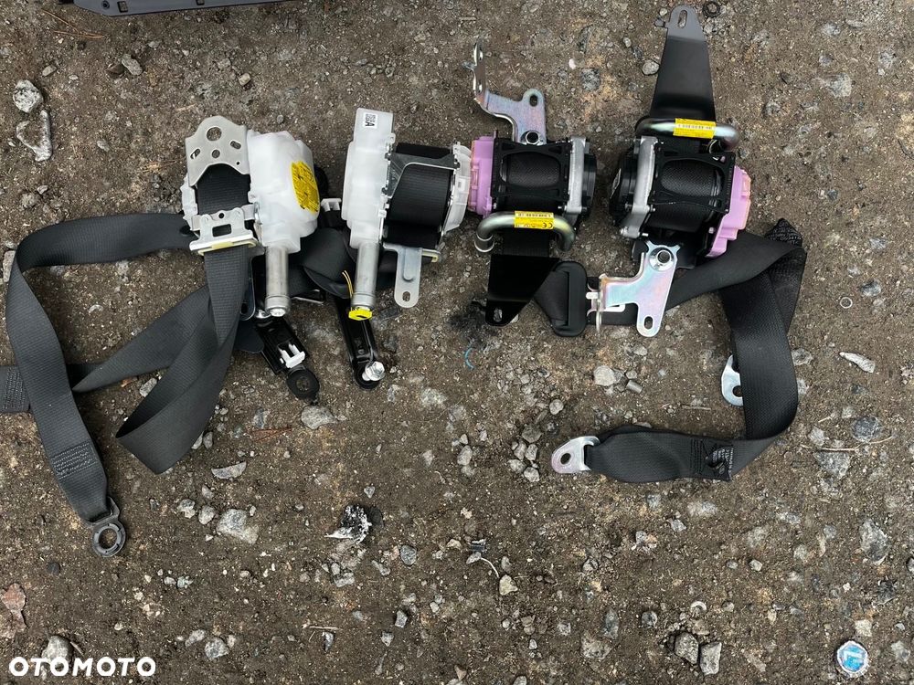 Konsola deska pasy airbag oryginał Toyota Corolla E21 - 3
