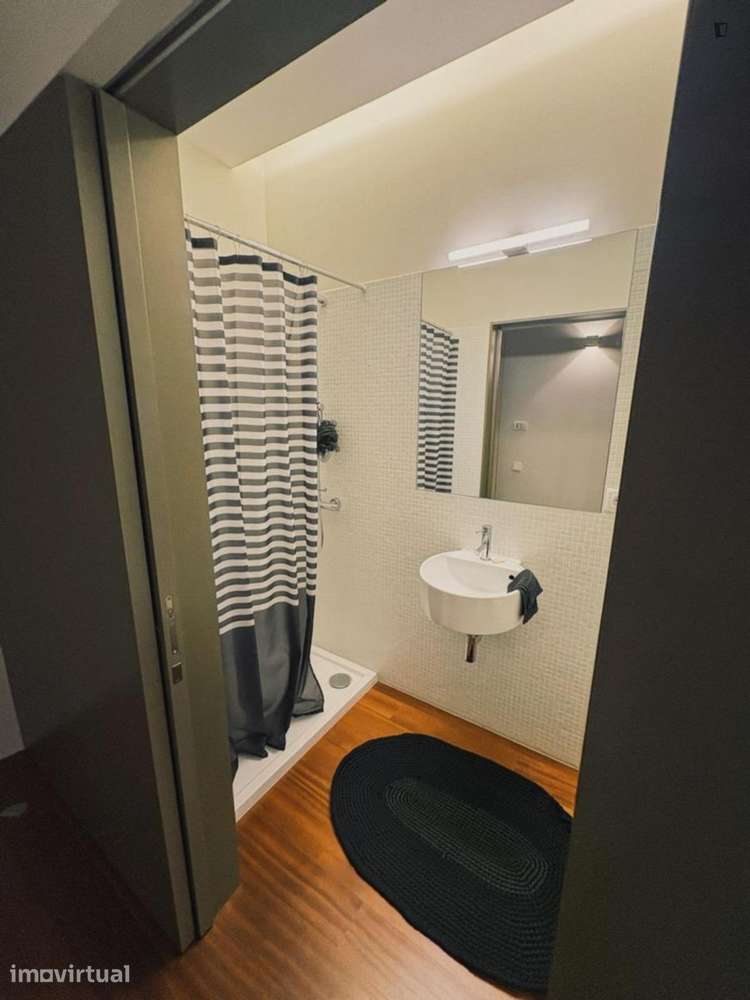 Apartamento com 2 quartos - localizado em Campanhã Porto - Grande imagem: 2/48