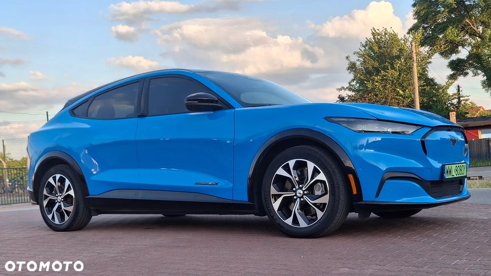 Ford Mustang Mach-E 88 kWh AWD Premium - 6