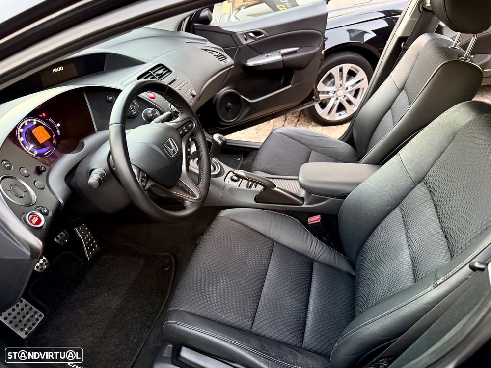 Honda Civic 1.4 i-VTEC Elegance - 44