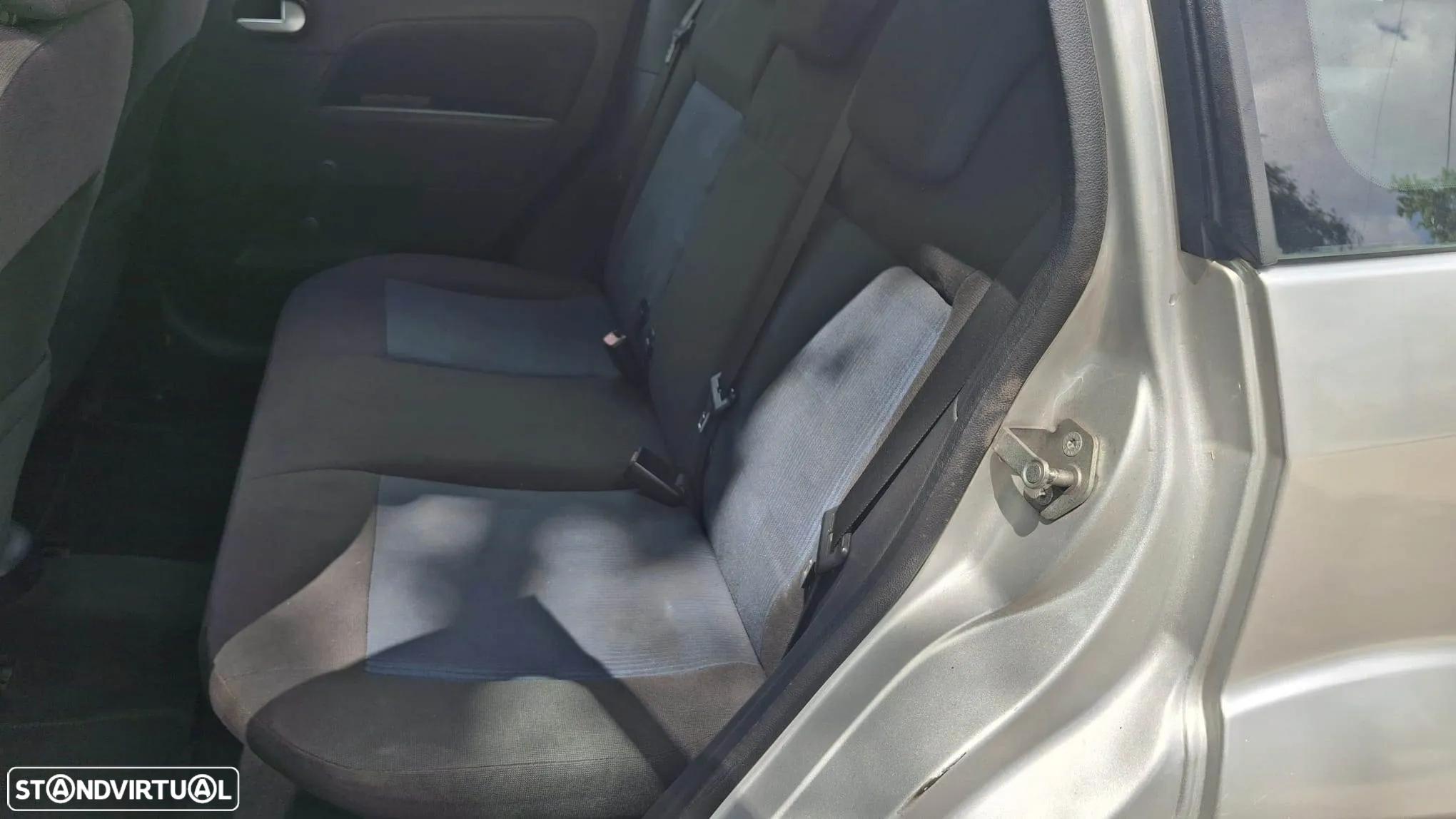 Ford Fiesta 1.25 First Edition - 12