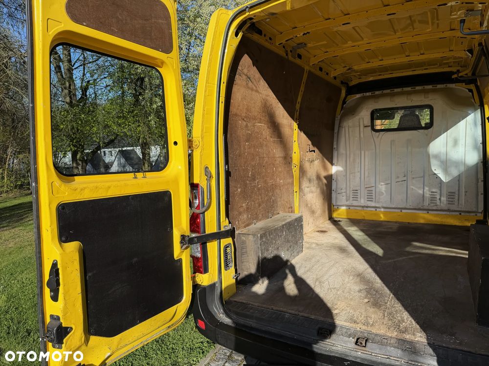 Renault MASTER L2H2 ŚREDNI KLIMA/NAWIGACJA/3osobowy - 21