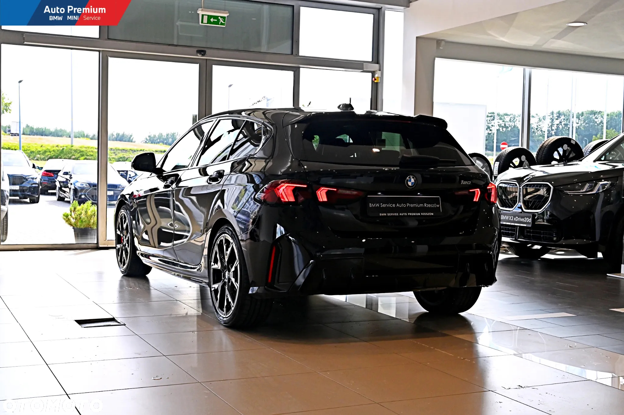 BMW Seria 1 120i - 19