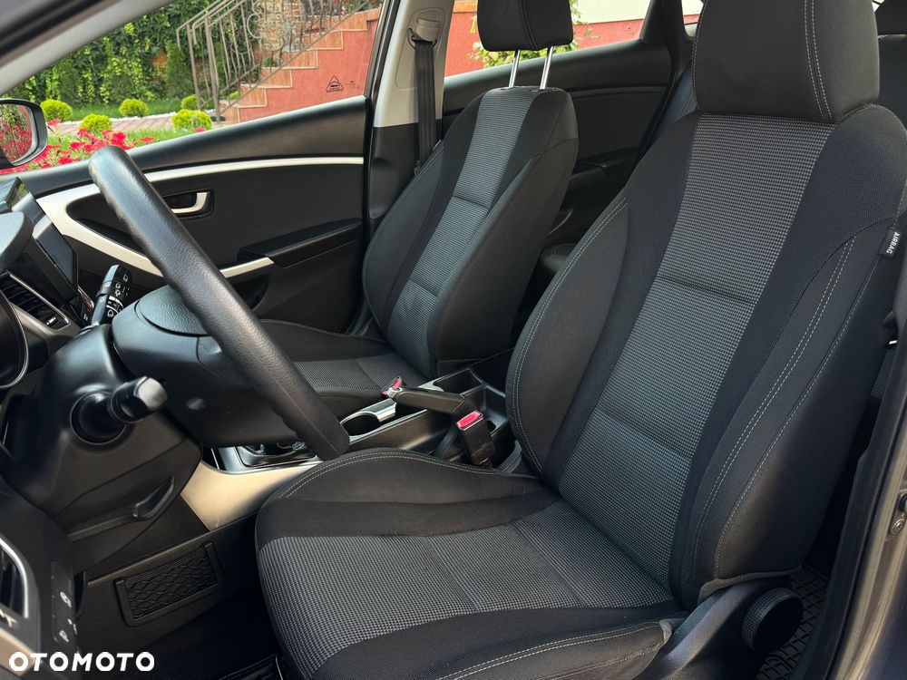 Hyundai i30 1.4 YES - 18