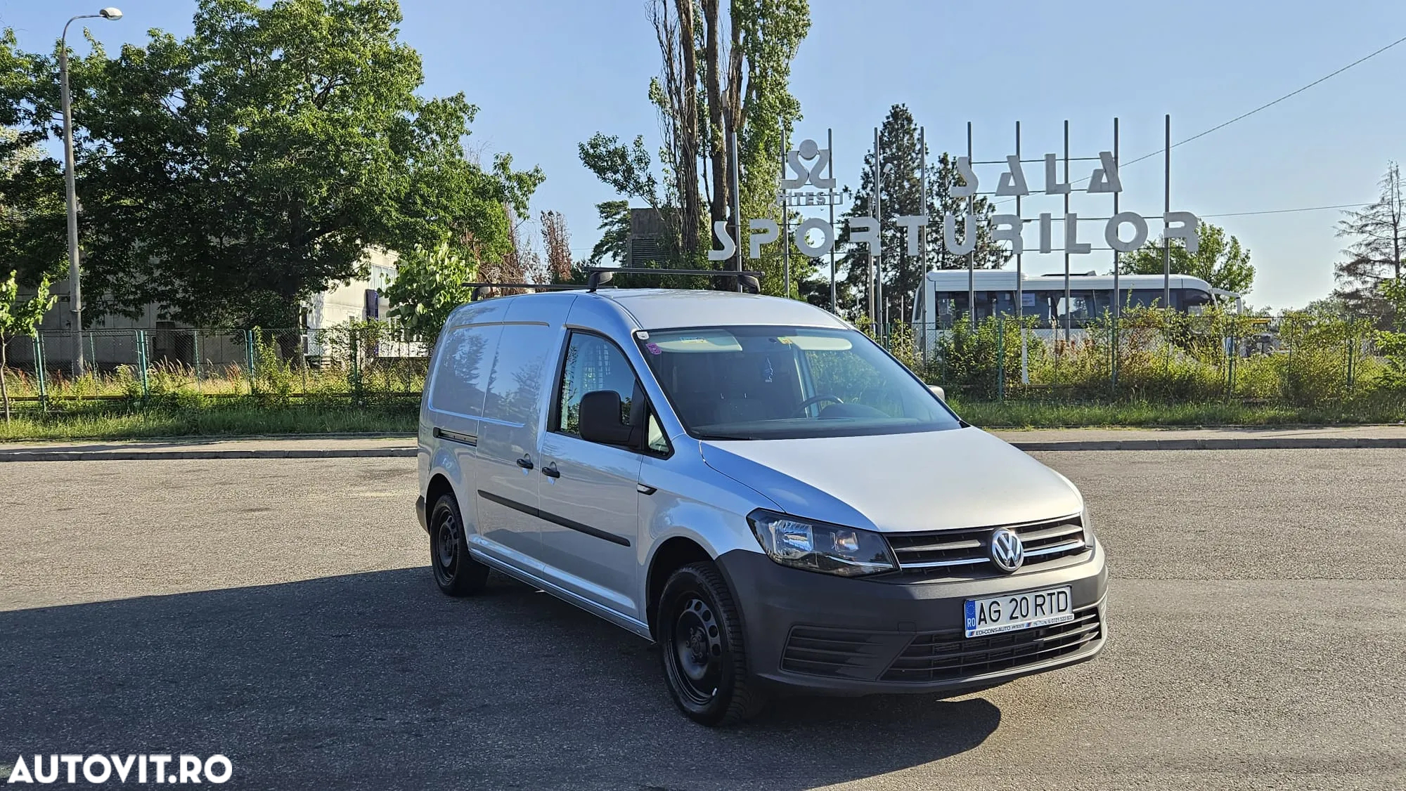 Volkswagen Caddy 2.0 TDI Maxi - 2