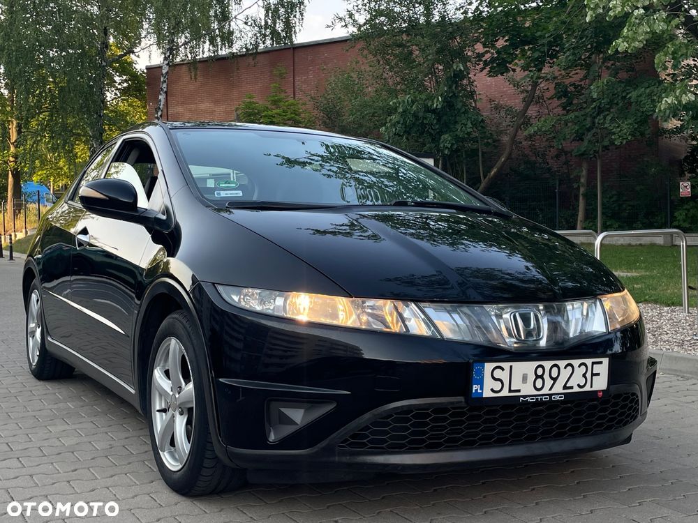 Honda Civic 1.8 Comfort - 11