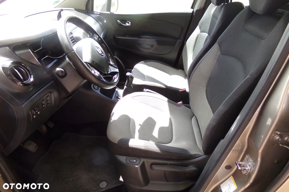Renault Captur - 16